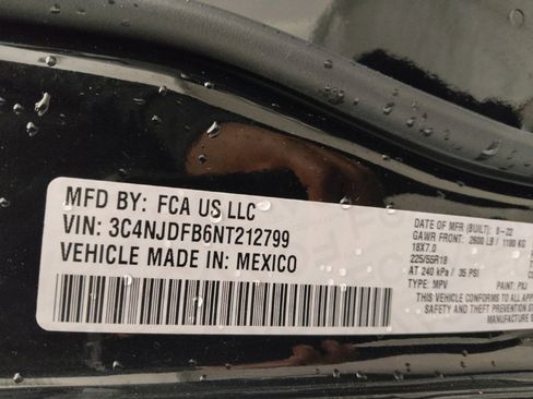 Used 2022 Jeep Compass Latitude AWD/4WD image 33