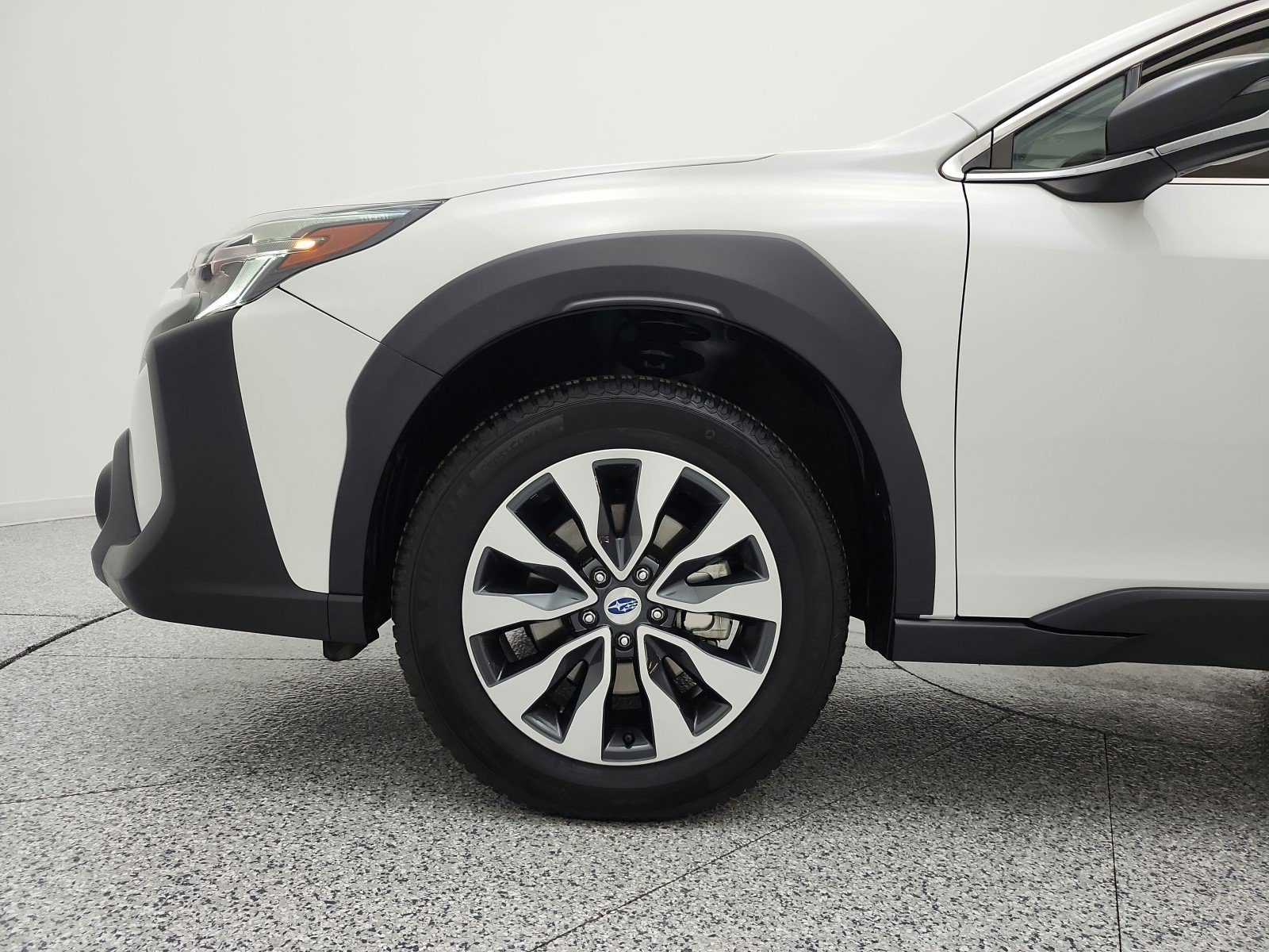 Used 2023 Subaru Outback Limited AWD/4WD image 18