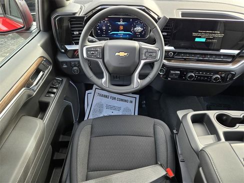 New 2026 Chevrolet Silverado 1500 LT w/ Z71 Off-Road Package image 5