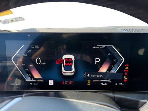 Used 2023 BMW i4 eDrive35 w/ Premium Package RWD image 11