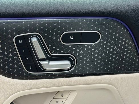 Certified 2025 Mercedes-Benz GLB 250 image 13