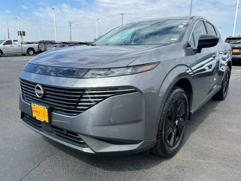 Used 2025 Nissan Murano SV image 8