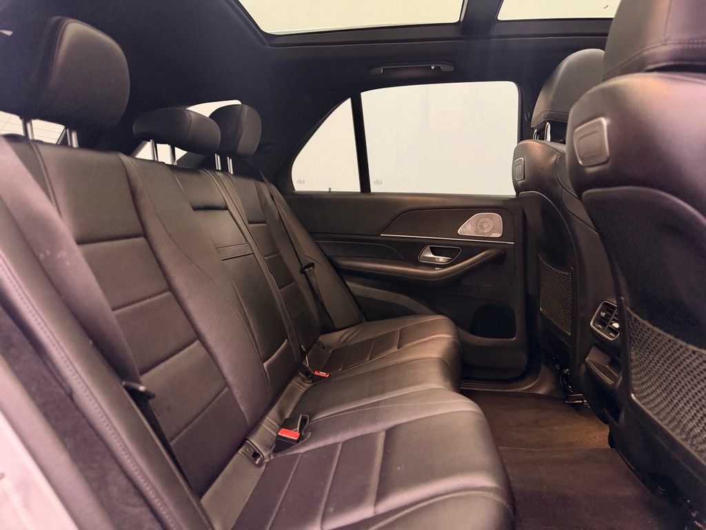 Used 2020 Mercedes-Benz GLE 350 4MATIC image 22