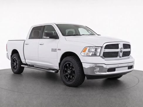 Used 2017 RAM 1500 Lone Star RWD image 2