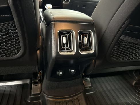 Used 2022 Kia Sorento LX FWD image 22