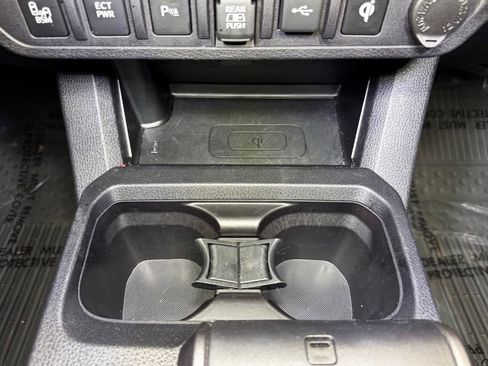 Used 2023 Toyota Tacoma TRD Off-Road w/ TRD Premium Off Road Package AWD/4WD image 34