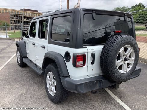 Used 2018 Jeep Wrangler Unlimited Sport S AWD/4WD image 4
