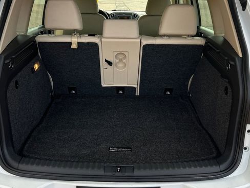 Used 2017 Volkswagen Tiguan S image 12