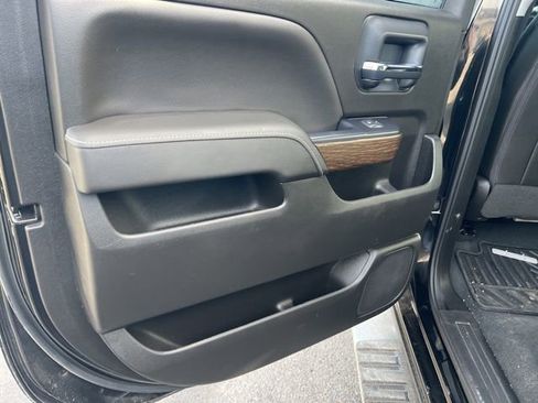 Used 2019 GMC Sierra 3500 Denali w/ Duramax Plus Package image 20