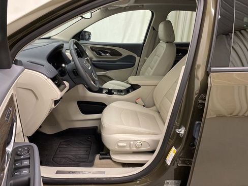 Used 2024 GMC Terrain Denali w/ Denali Premium Package image 14