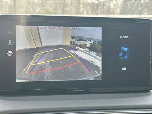 Used 2023 Hyundai Santa Fe SEL image 32