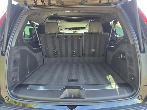 Used 2021 Cadillac Escalade ESV Sport Platinum AWD/4WD image 10
