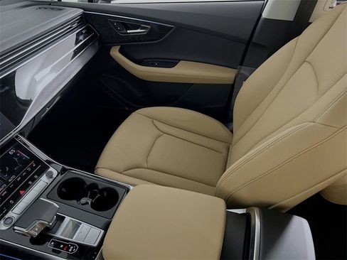 New 2025 Audi Q7 3.0T Premium Plus image 24