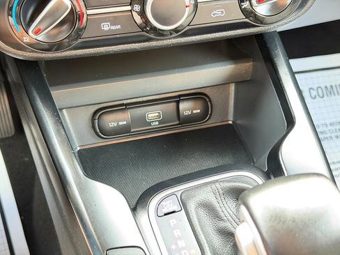 Used 2021 Kia Soul X-Line FWD image 22