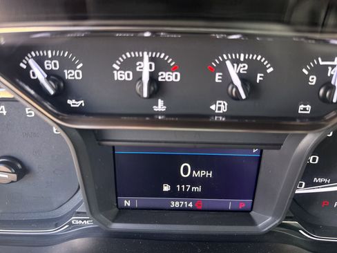 Used 2021 GMC Sierra 1500 SLT RWD image 23
