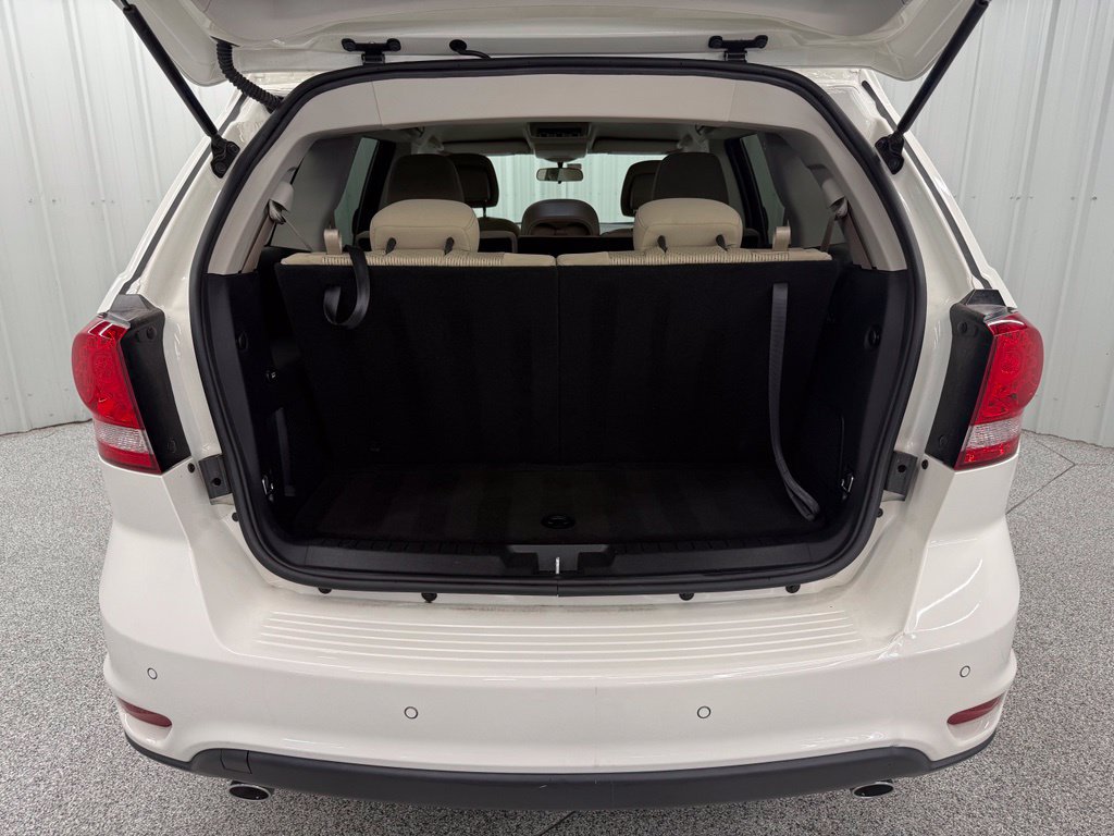 Used 2018 Dodge Journey SXT w/ Premium Group FWD image 8