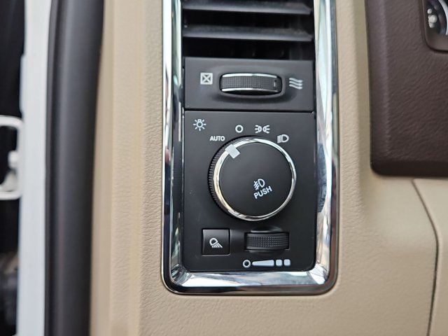 Used 2015 RAM 2500 Laramie w/ Convenience Group AWD/4WD image 23