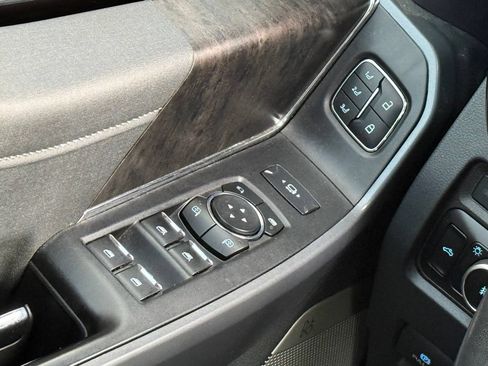 Used 2024 Ford F250 Lariat w/ Lariat Ultimate Package AWD/4WD image 37