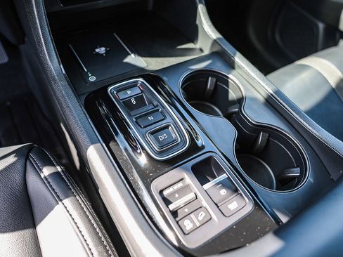 Certified 2025 Honda Pilot EX-L image 15