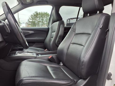 Used 2022 Honda Ridgeline RTL image 6