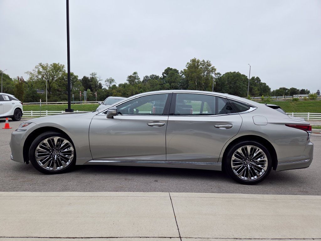 Used 2019 Lexus LS 500 AWD w/ Interior Upgrade Package image 25