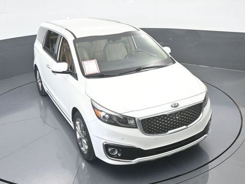 Used 2016 Kia Sedona SX Limited image 70