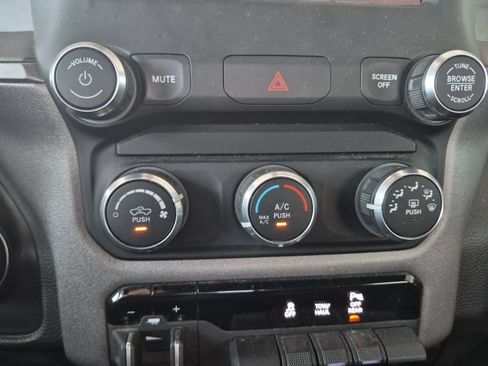 Used 2021 RAM 2500 Tradesman AWD/4WD image 15