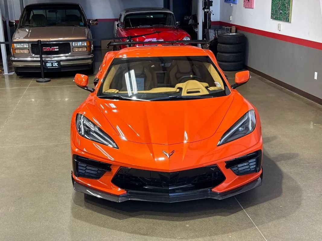 Used 2020 Chevrolet Corvette Stingray Premium Conv w/ 3LT Preferred Equipment Group RWD image 6