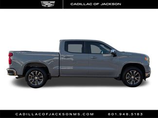 Used 2024 Chevrolet Silverado 1500 LT video 3