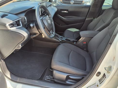 Used 2021 Toyota Corolla LE FWD image 14