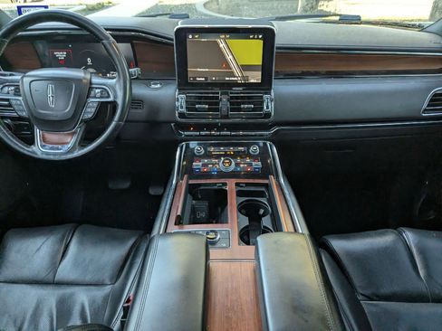 Used 2020 Lincoln Navigator L Reserve image 23