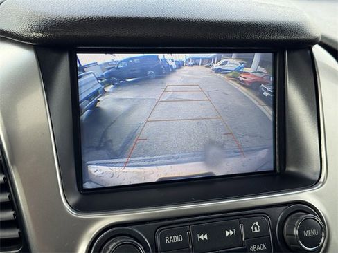 Certified 2018 Chevrolet Suburban LT image 16