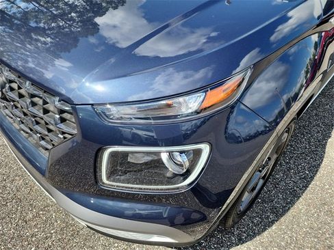 New 2025 Hyundai Venue Limited image 6