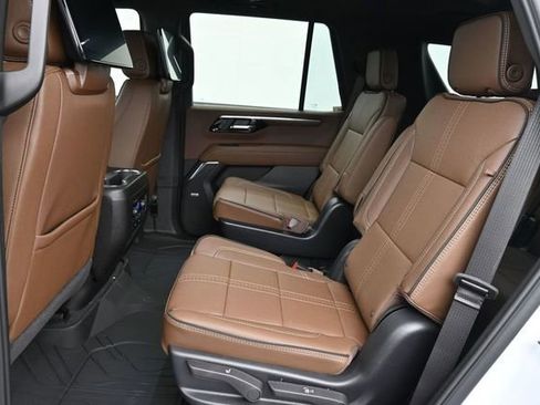 New 2026 Chevrolet Tahoe High Country AWD/4WD image 27