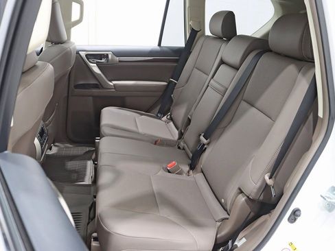 Used 2019 Lexus GX 460 Premium image 27