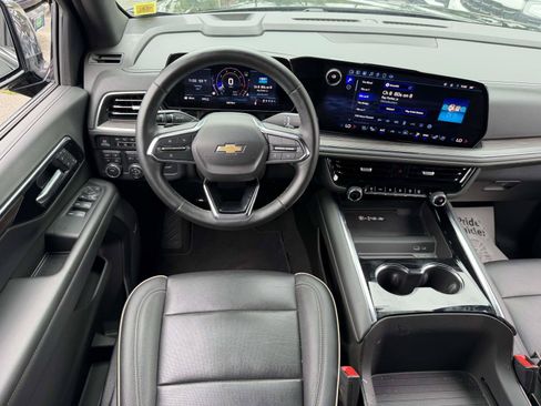 Certified 2025 Chevrolet Tahoe Premier AWD/4WD image 13