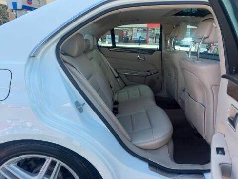 Used 2014 Mercedes-Benz E 350 4MATIC Sedan image 8