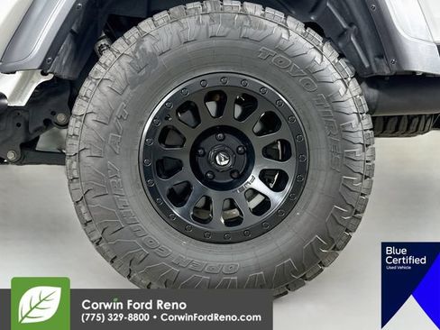 Used 2020 Jeep Gladiator Sport w/ Quick Order Package 24S AWD/4WD image 32