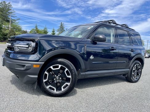 Used 2022 Ford Bronco Sport Outer Banks w/ Tech Package AWD/4WD image 36