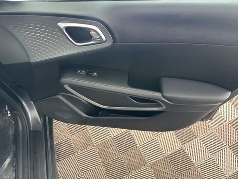 Used 2023 Kia Soul LX w/ Option Group 015 image 24