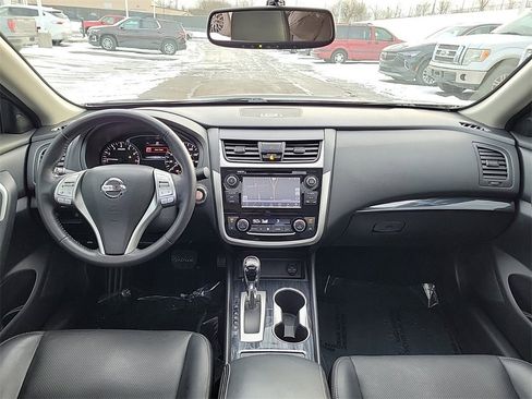 Used 2018 Nissan Altima 2.5 SL w/ 2.5 SL Technology Package image 8
