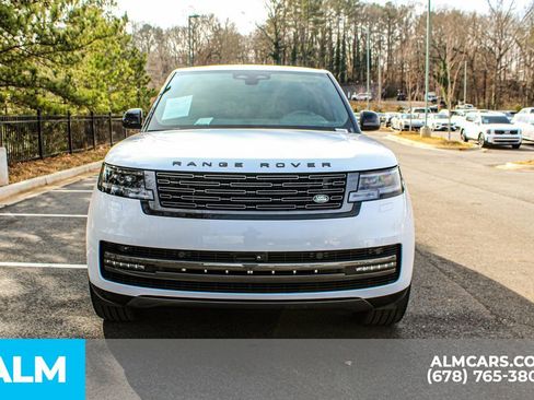 Used 2024 Land Rover Range Rover SE image 10