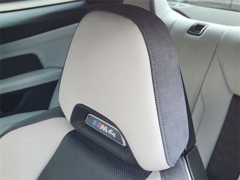 Used 2022 BMW M4 Coupe w/ Executive Package image 14