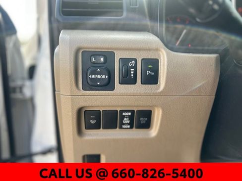 Used 2013 Toyota 4Runner SR5 w/ Premium Pkg AWD/4WD image 22