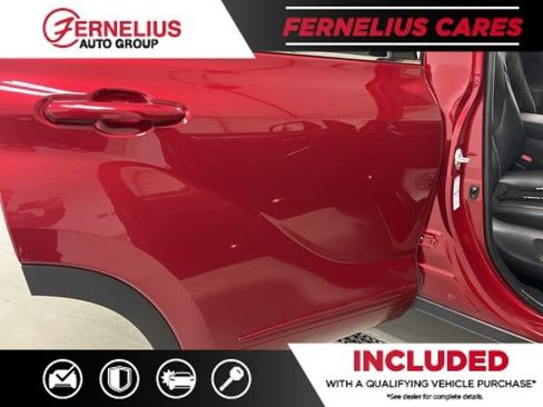 Used 2021 Toyota Highlander Platinum AWD/4WD image 17