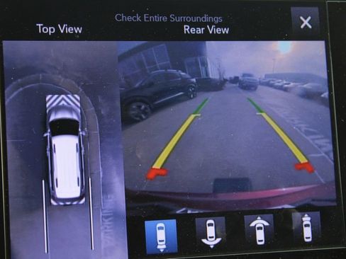 Used 2017 Chrysler Pacifica Touring-L Plus w/ Advanced Safetytec Group image 43