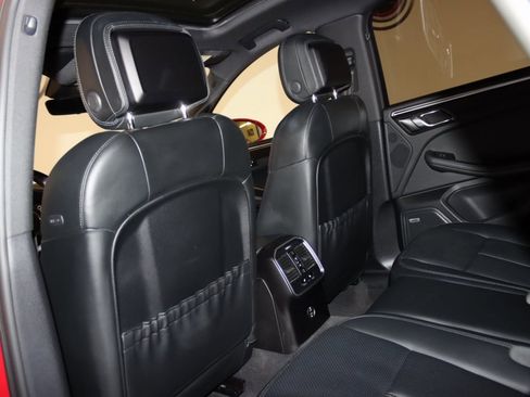 Used 2021 Porsche Macan GTS image 53