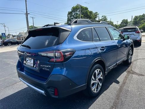 Used 2022 Subaru Outback Limited AWD/4WD image 8