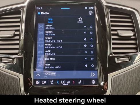 Used 2023 Volvo XC90 B6 Plus w/ Protection Package Premier image 28