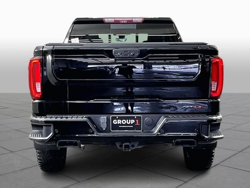 Used 2021 GMC Sierra 1500 AT4 w/ AT4 Value Package image 4